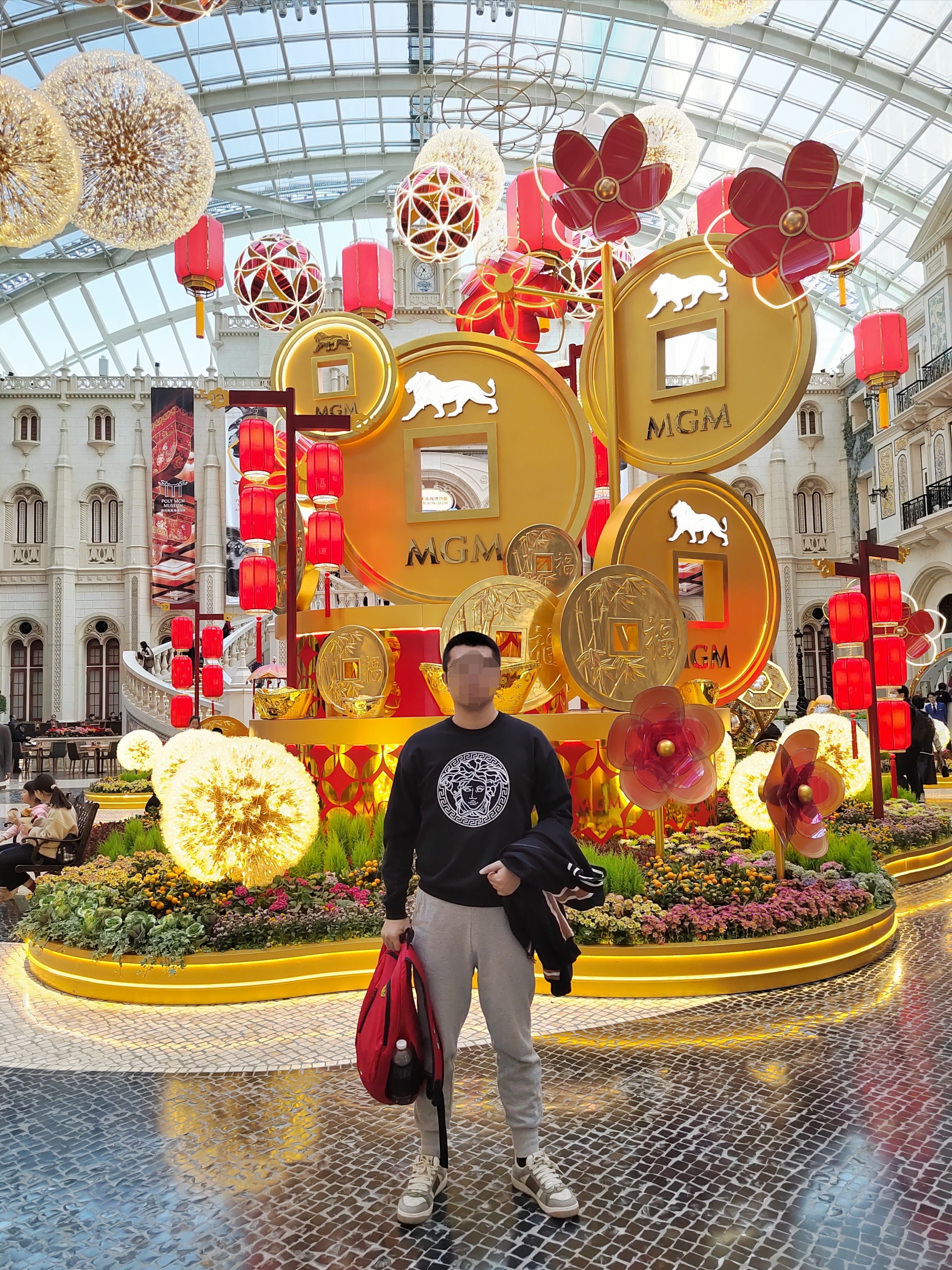 一张图证明我来过这里 给小伙伴们发个自拍，我害羞[挤眼]还是盖上脸。 