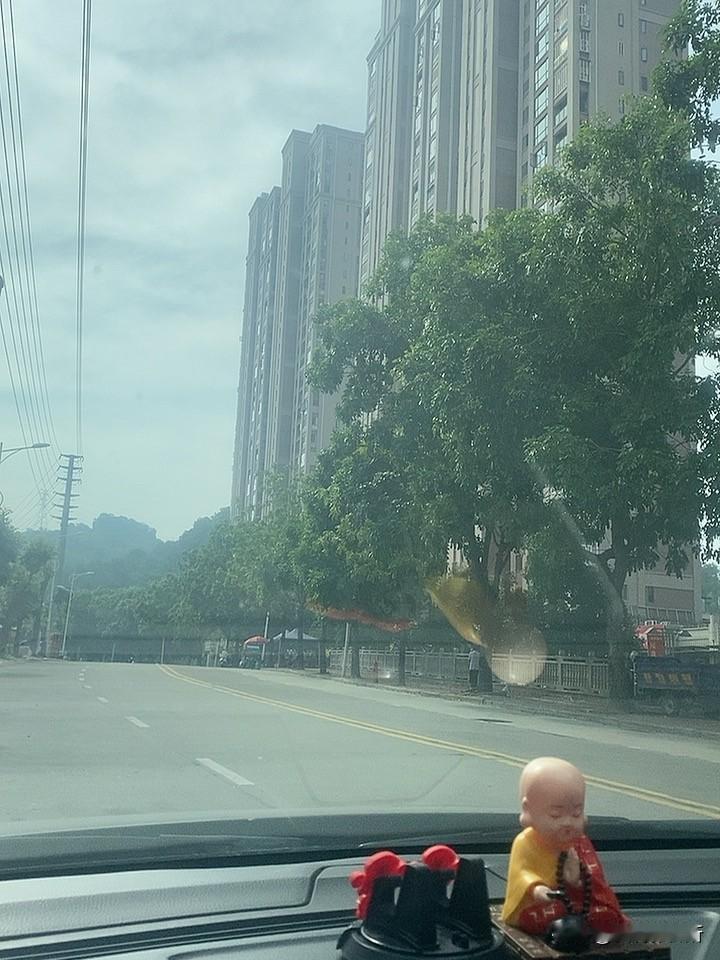 父自救成功女子携装备救父未果，父自救成功，人不为己天诛地灭父亲救人而亡 湖北女子