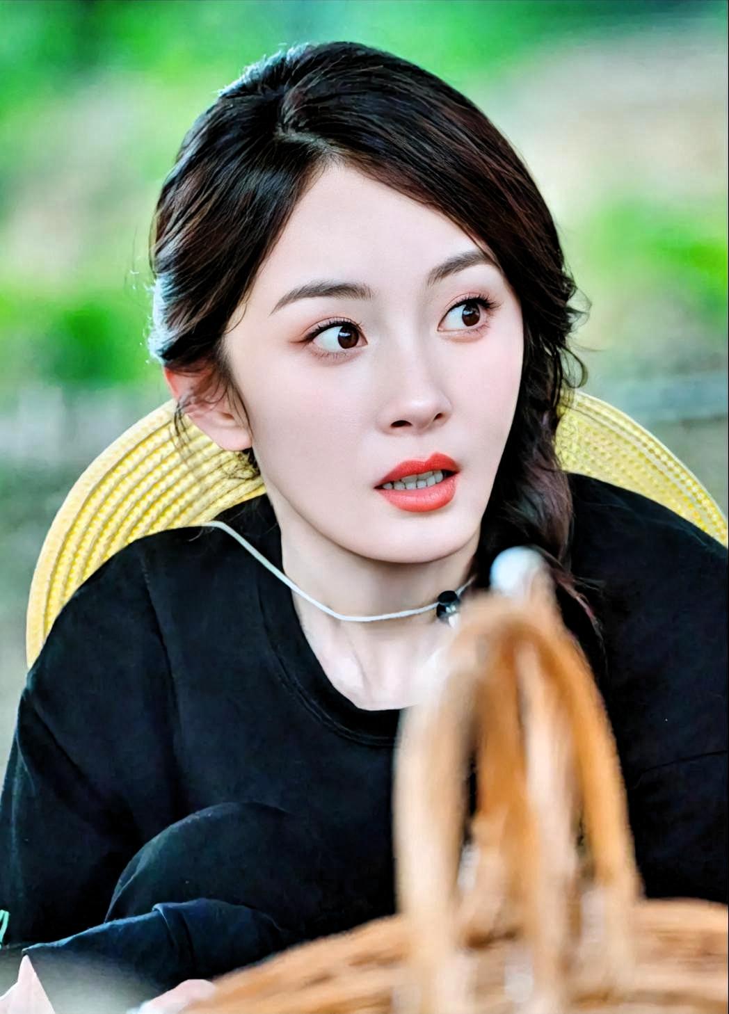 为什么@杨幂 在行业里长红20多年，时至今日，依然能够·稳坐～diaoyutai