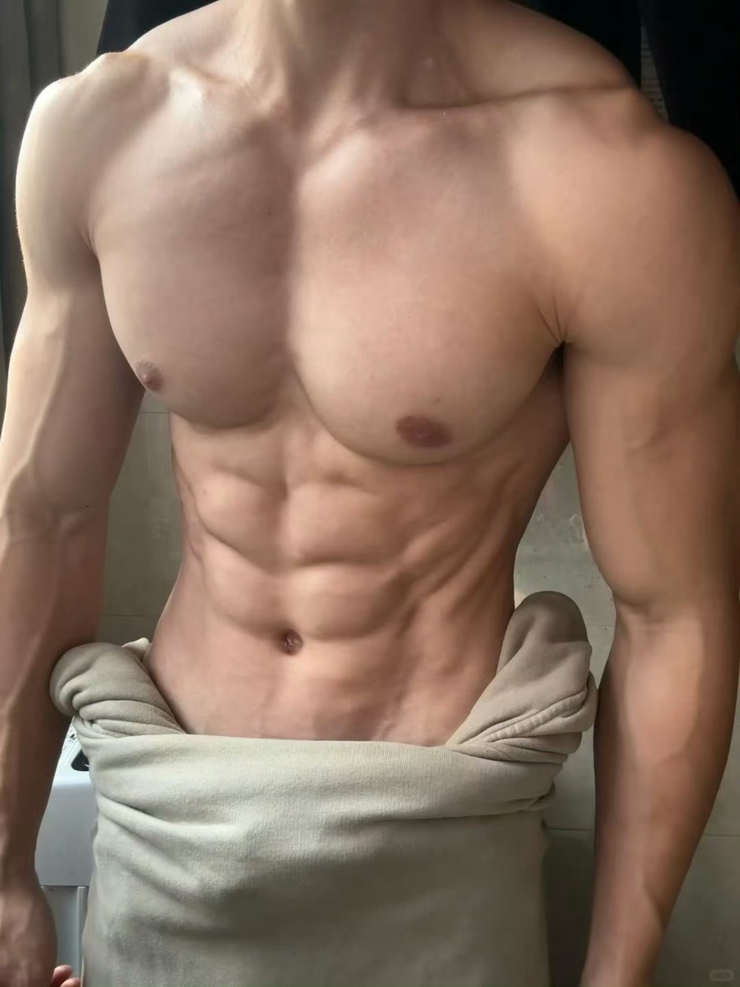 👀腹肌 