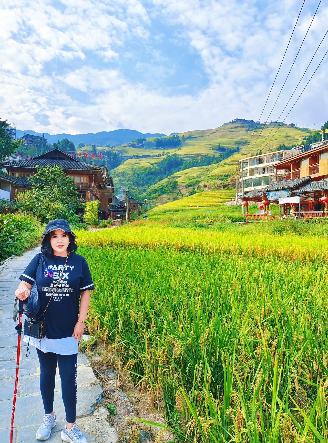 龙脊梯田｜我在金秋，赴一场大地的金色盛宴
 

当第一缕秋风掠过龙脊，这座沉睡在