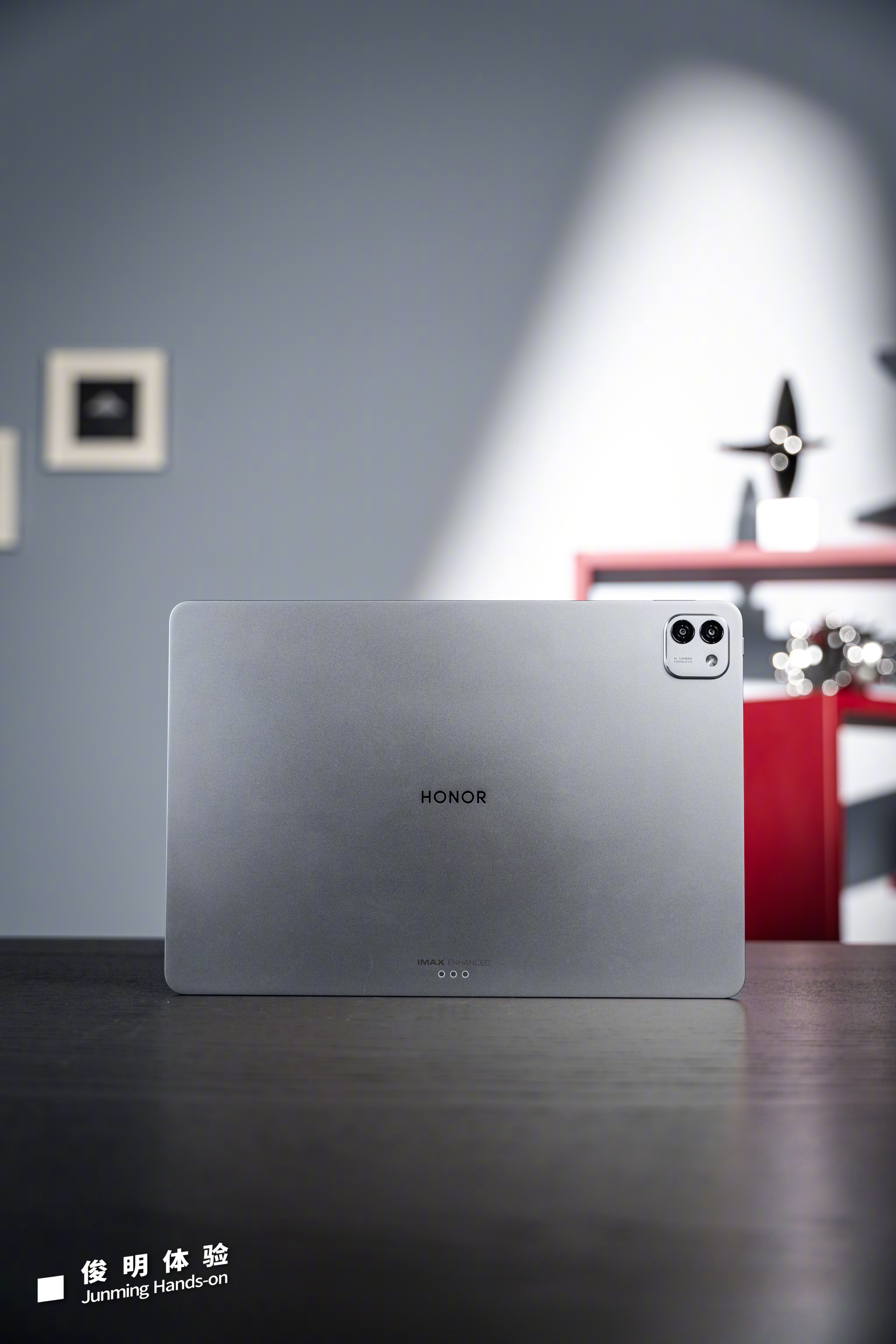 在平板这个品类里，很多产品都在谈“轻便”，但荣耀MagicPad 3 13.3英