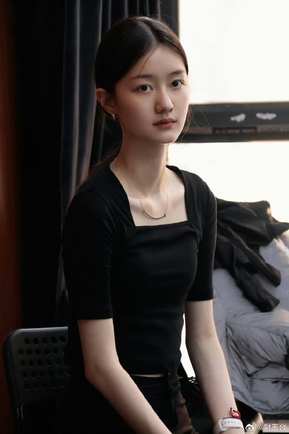 今年参加艺考的05花 这场艺考季的“05花集结”，既是情怀杀，更是内娱新生代的专