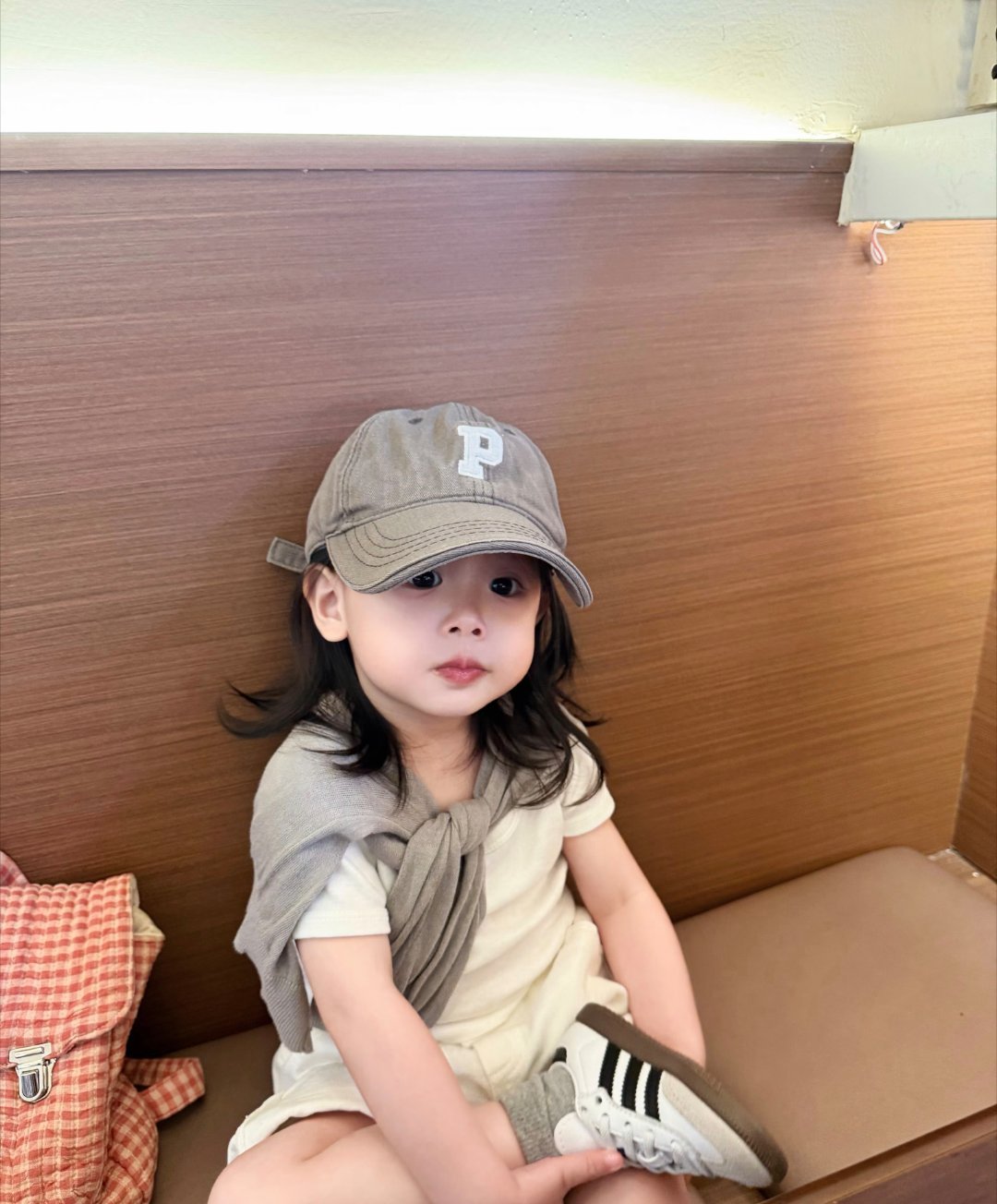 小孩姐的身上有我羡慕的松弛感不怕出错，不怕尴尬，敢于直白表达喜好与厌恶，小孩姐身