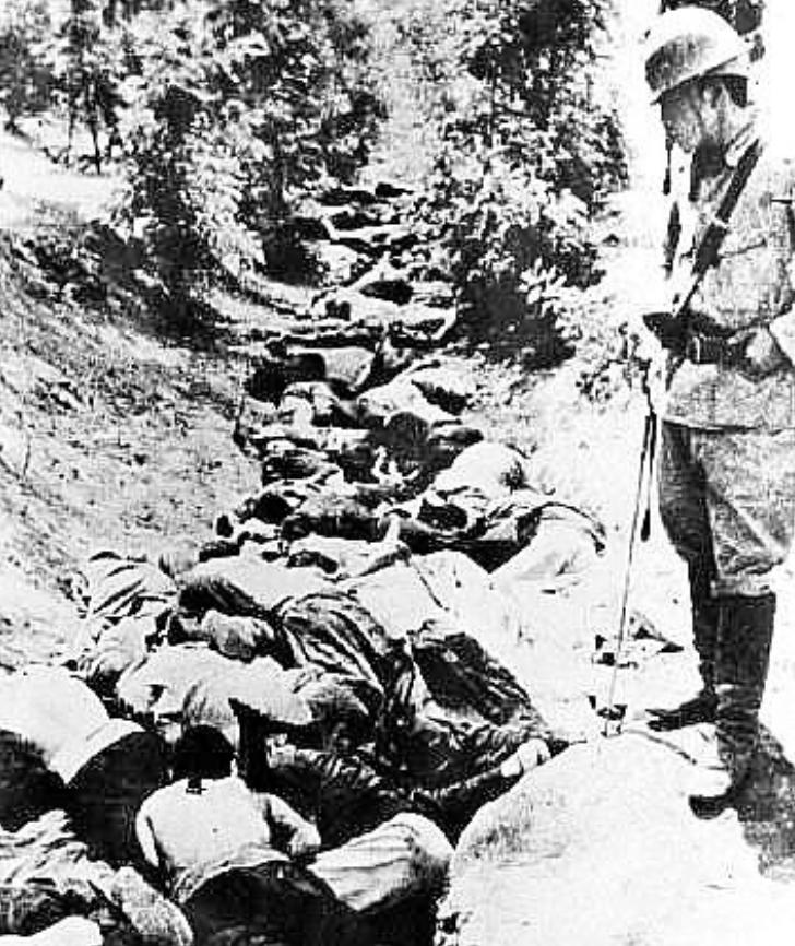 南京大屠杀后，有不少日本士兵神秘失踪。经过调查发现，竟然是被一个中国道士训练猴子