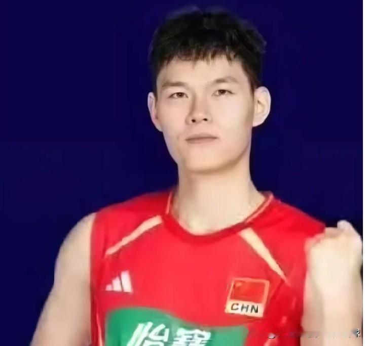 不吹不黑，说实话中国男排虽然1：3输给了日本男排，但是感觉中国男排和日本男排的差