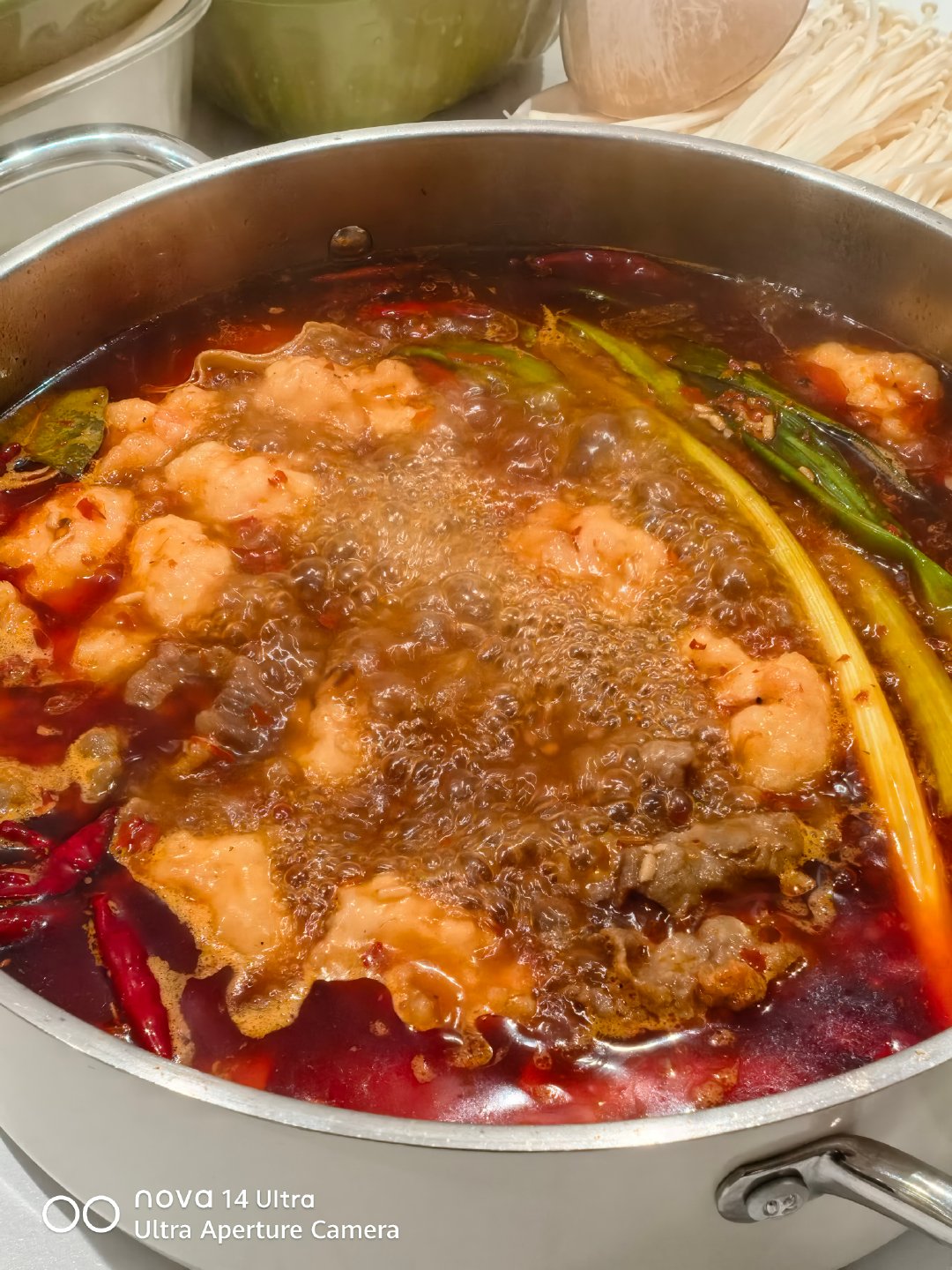 芜湖～又是香迷糊的一天，都吃了吗？（红枫影像这色彩还原能力，绝了！[揣手] ​​
