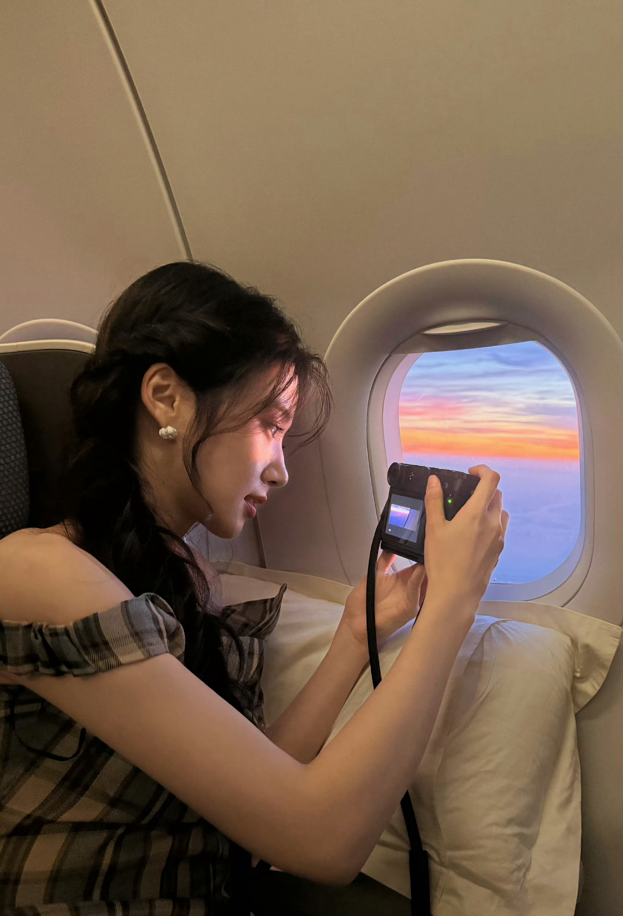 噜噜晓记录 和你分享晚霞晚霞美，噜噜更美