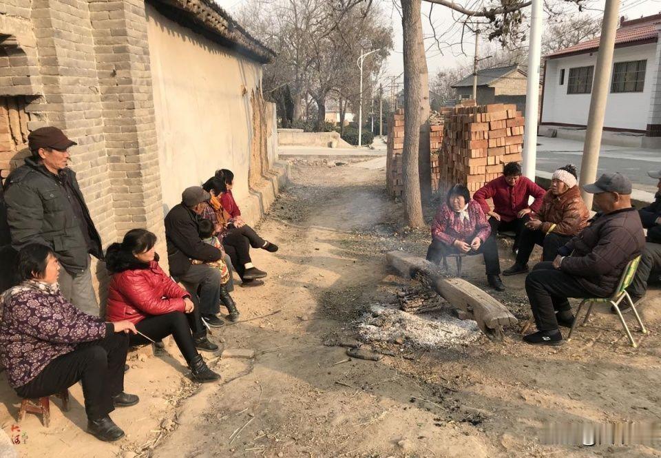 单身男光棍,愿意娶大龄剩女吗?
这个问题问反了，应该是大龄剩女愿不愿意嫁单身男光