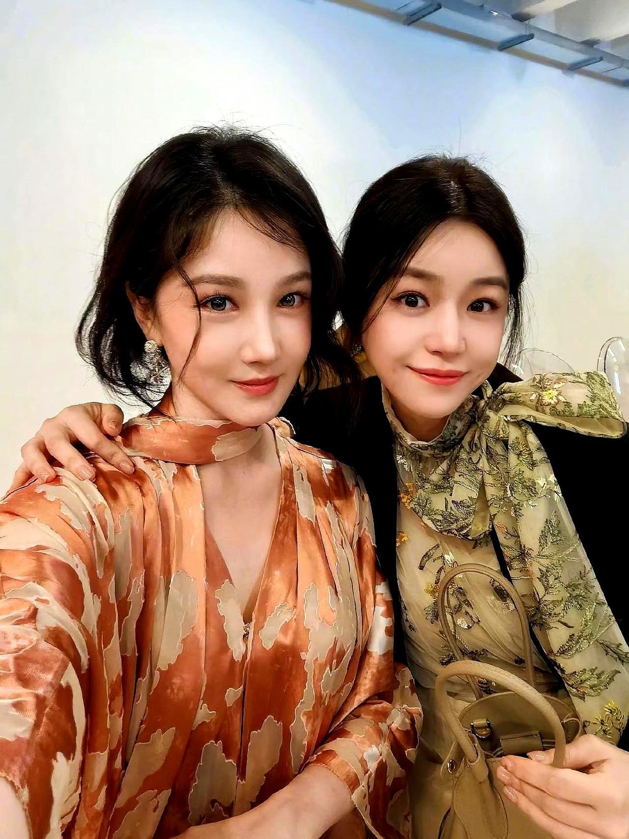 米兰街头，陈小纭一转身，路人愣住：这真是《小别离》里那个清秀姑娘？
 
十次整骨