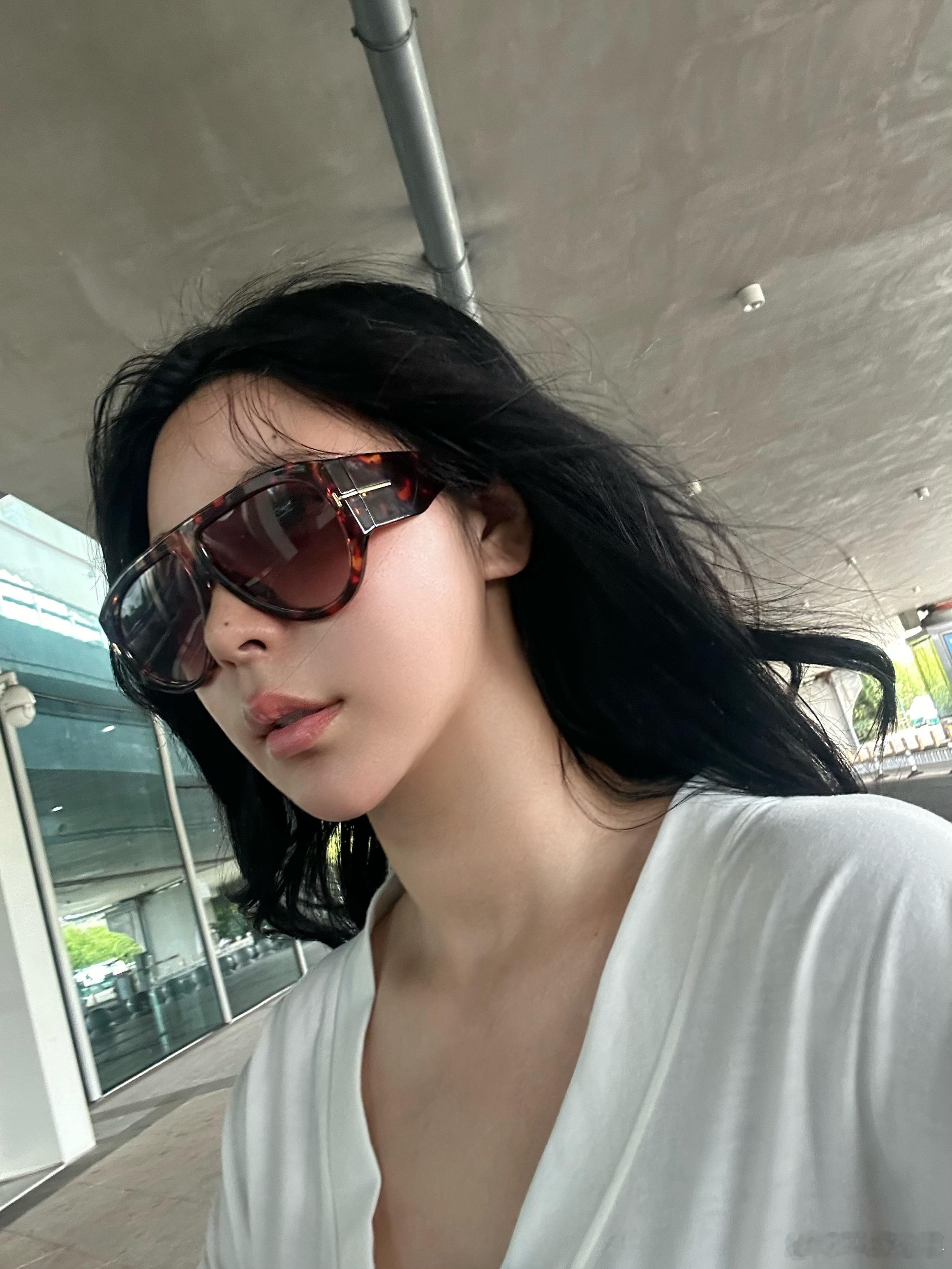 总是抑制不住的难过 所以我到底算什么 ​​​
