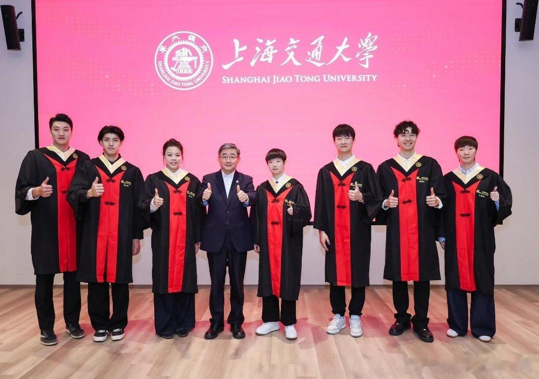 我宝宝怎么有辣么圆辣么小的一颗脑袋瓜~高女士做得好