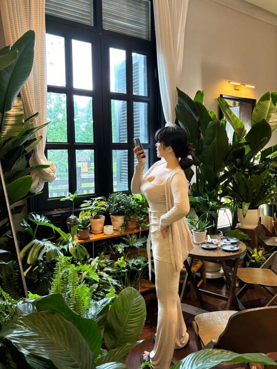周白子的凉皮套装👚给我美疯了！！！