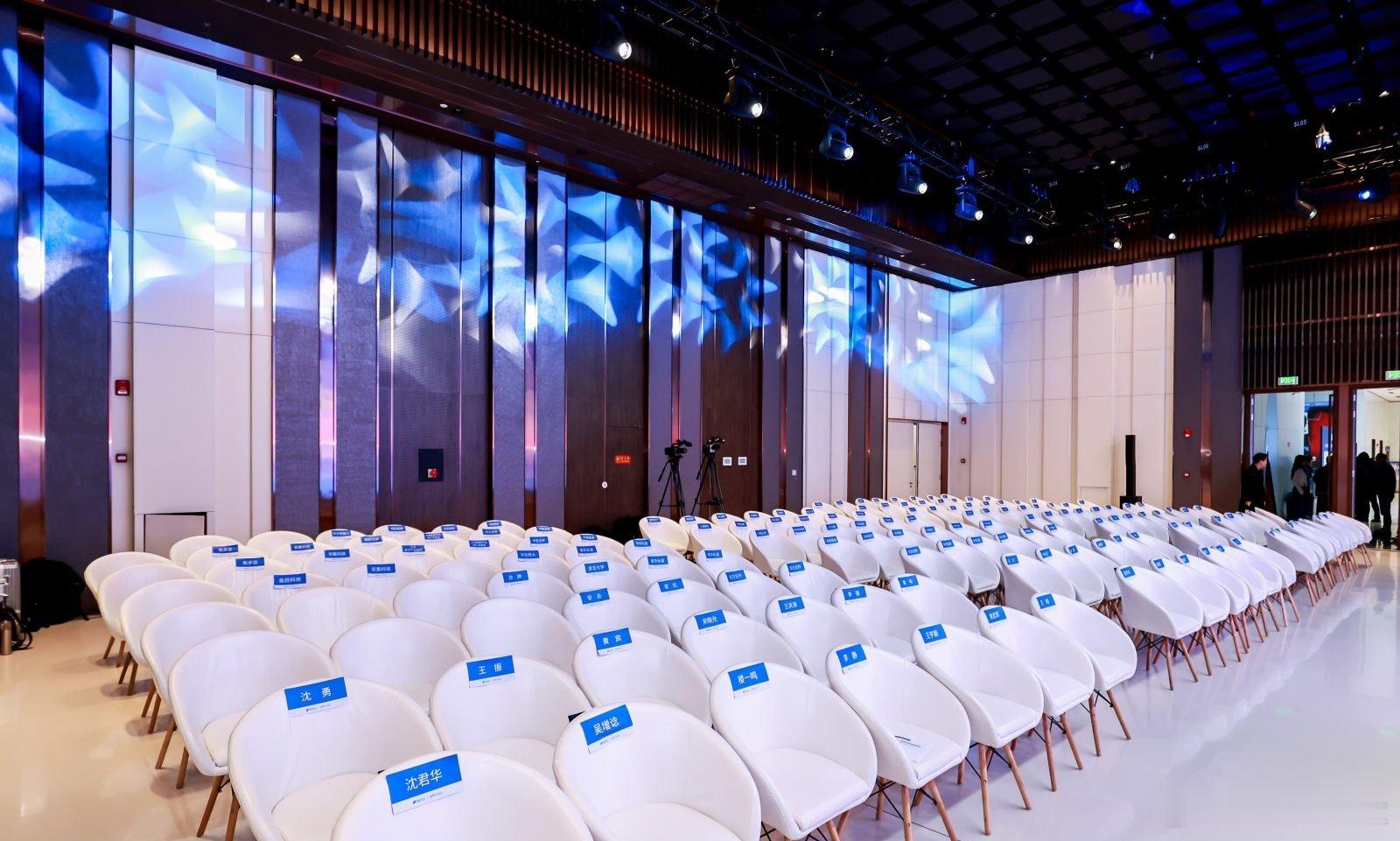 从合规到制造研发，企业大脑遍地开花，期待后续解锁更多行业新场景～WPS365激活