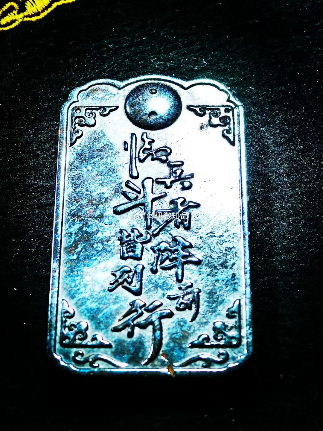 今天有位善信问我：“师父，人这一辈子最不能等的是什么？”我想了想，回她：“尽孝和