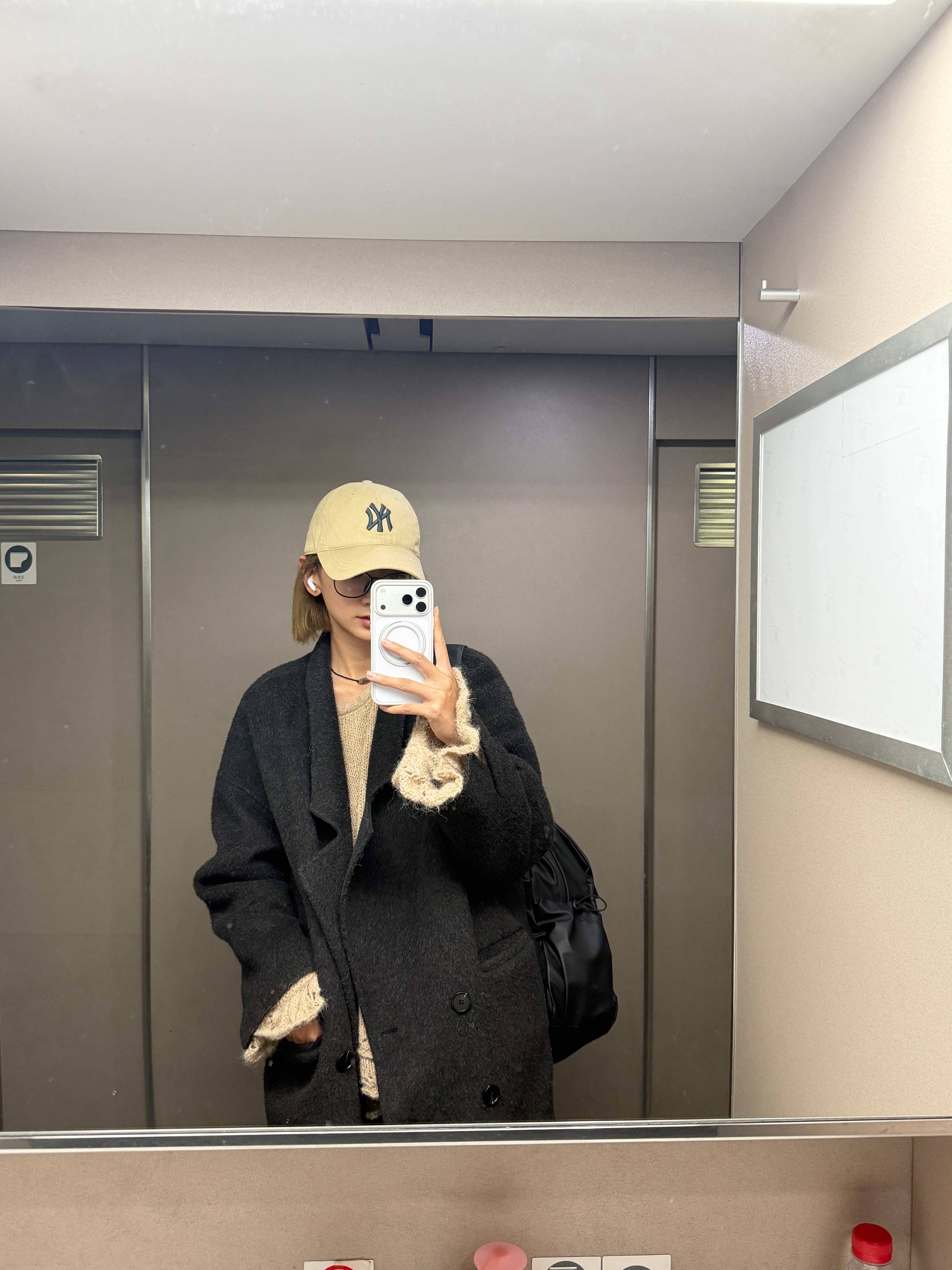 体验了一把晚点列车🚄原来真就是停着不动啊太磨人了 郑州