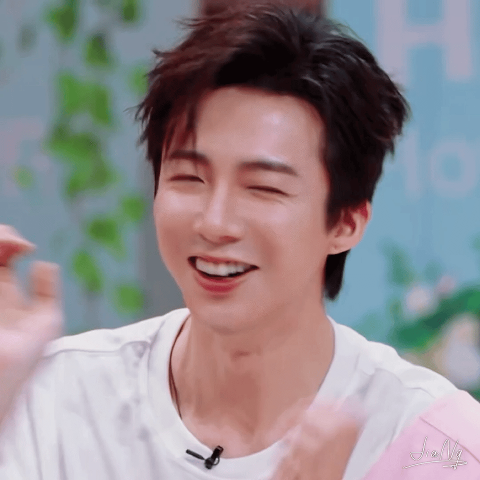 网传尖叫男神檀健次尖叫女神白鹿之前网传刘宇宁来着，怎么会这样？