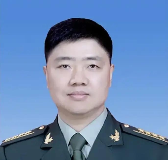1991年，河南高考文科第一名是傅吉奎，邓州都司镇出来的一个小伙子，后来一路读到