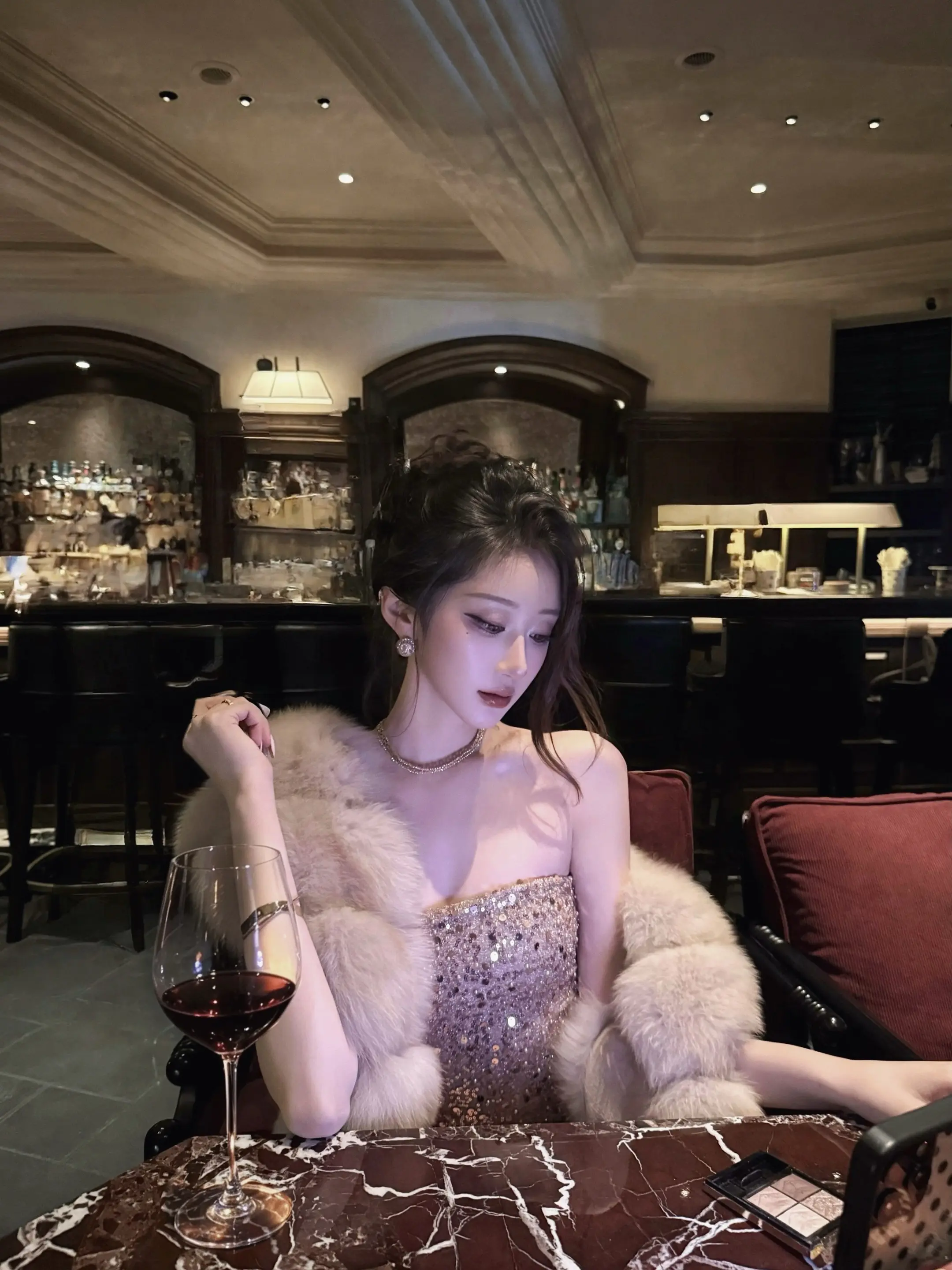 叫妈妈可以 写小作文不行。