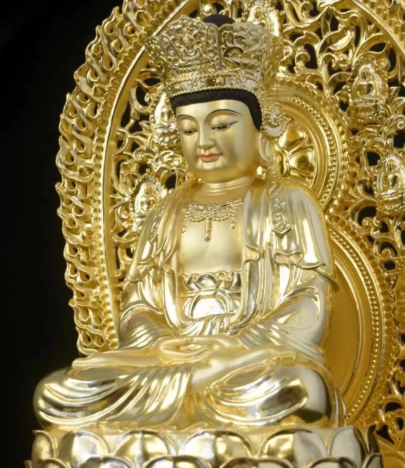 我们这一辈子，注定要学会负重前行，在低谷中求生，在巅峰处低头，在逆境中崛起，这样