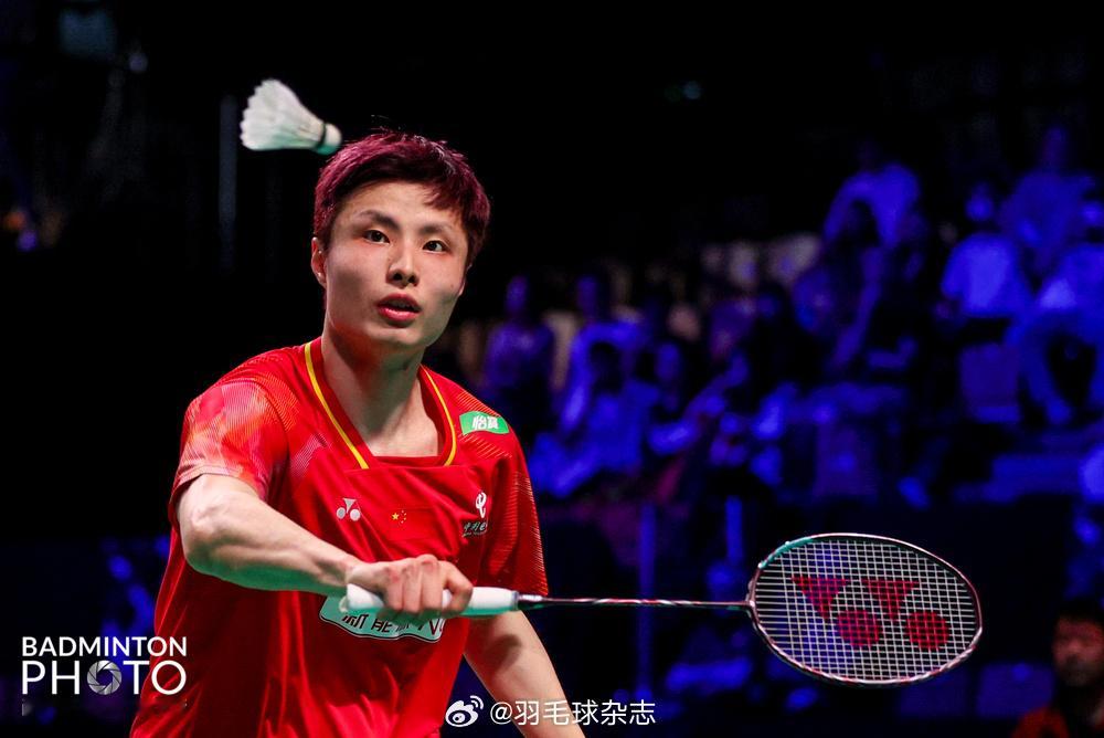 2026年汤尤杯 汤杯决赛：石宇奇战胜小波波夫，国羽收获开门红石宇奇21比16、