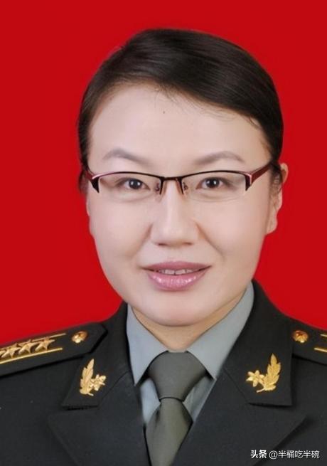 “一定是有叛徒在我们中间，不然仅仅以中国女人头脑，怎可能算出我们的飞行路线？”美