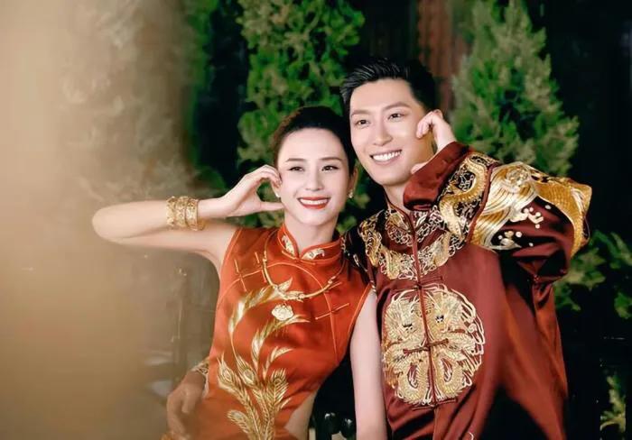 相比于窦骁，怎么感觉何超莲与前男友吴克群更有夫妻相呢？
