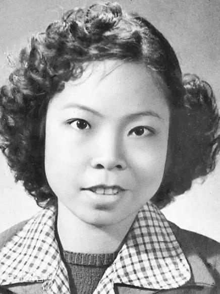 向秀丽（1933年5月13日—1959年1月15日），广东清远人，中共党员，革命