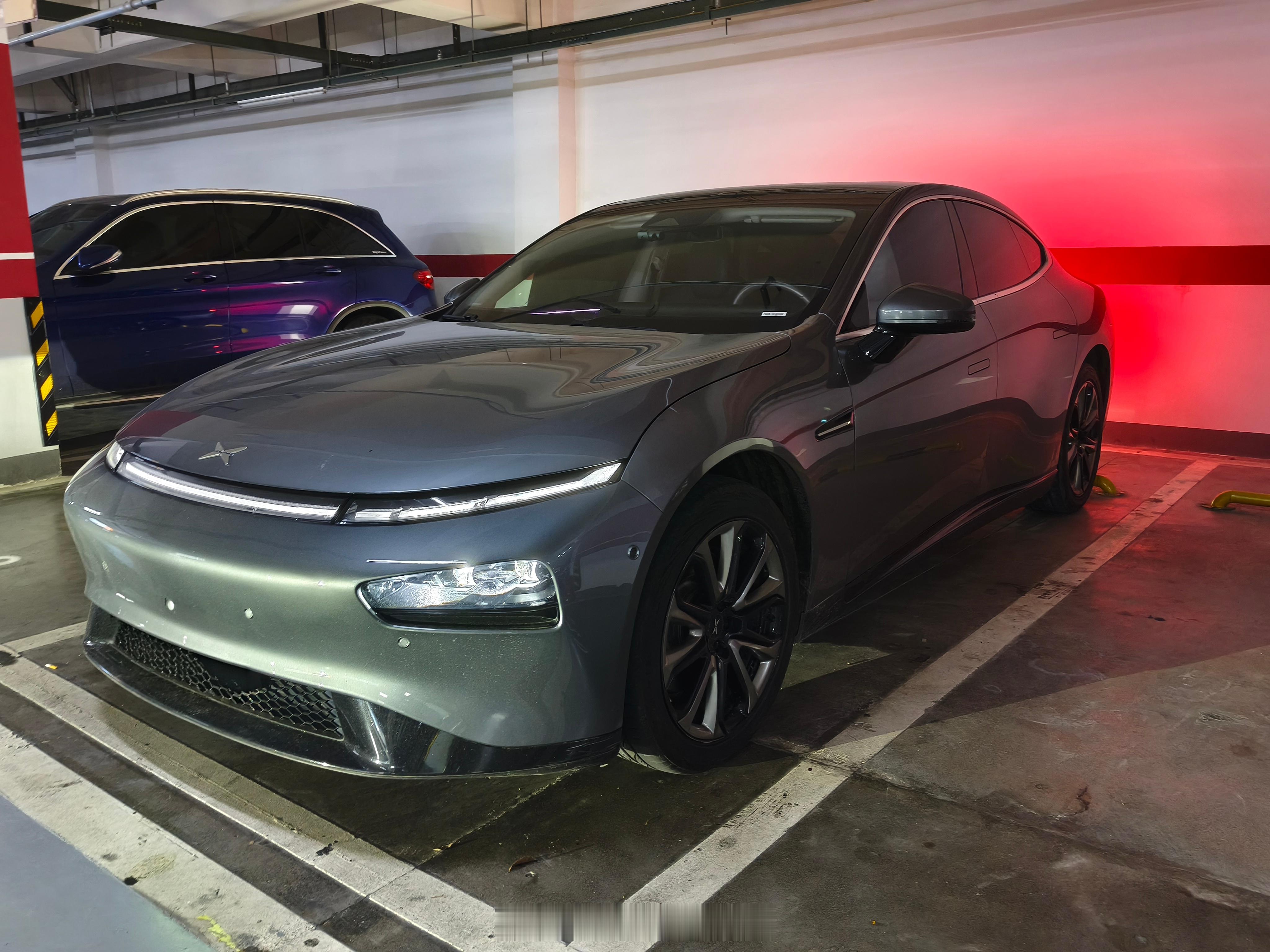 老P7车主已置换小鹏新P7，21.98万很香！大师兄快交车[流鼻血] ​​​
