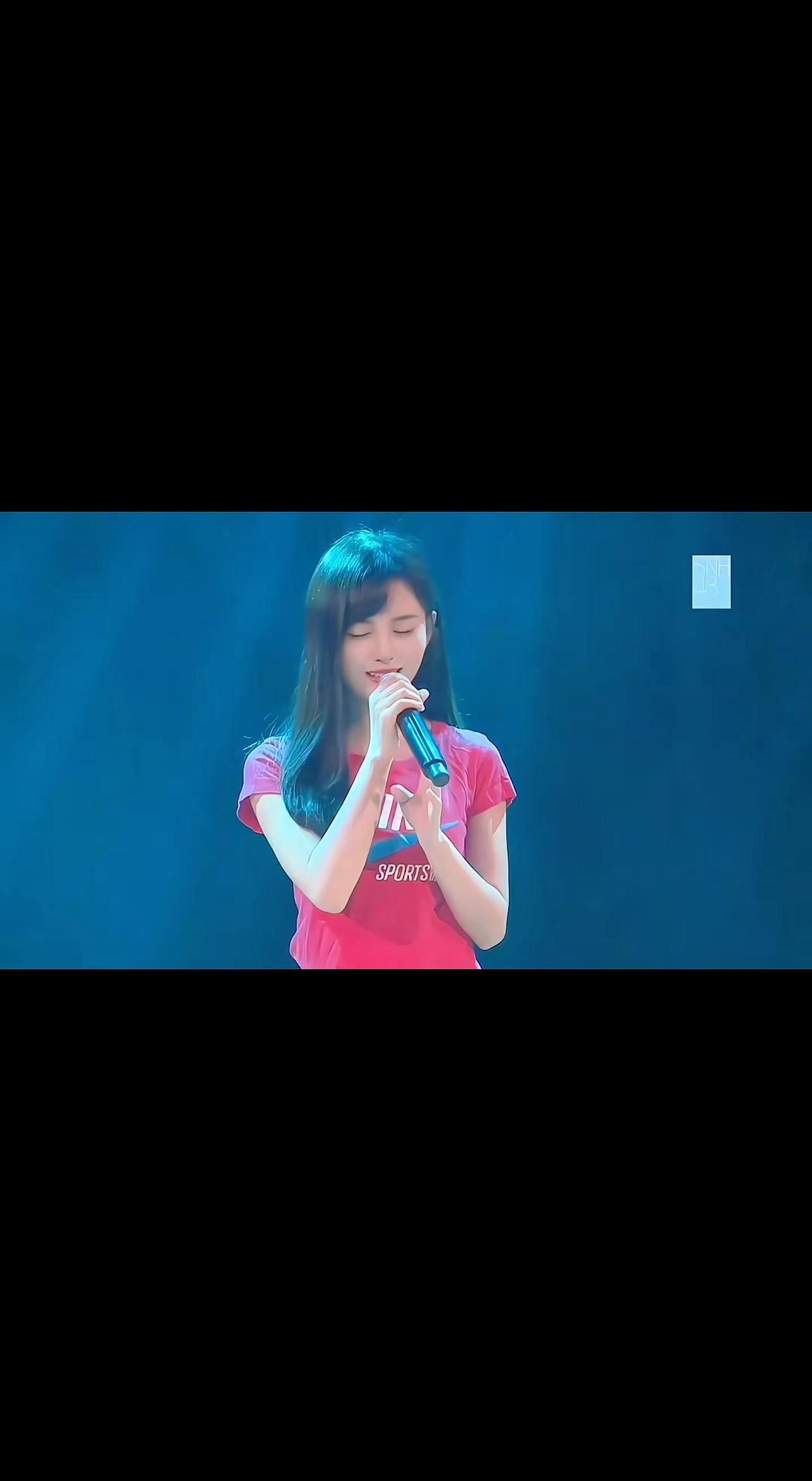 清醒独立且强大  她本就该成功鞠婧祎早期励志
