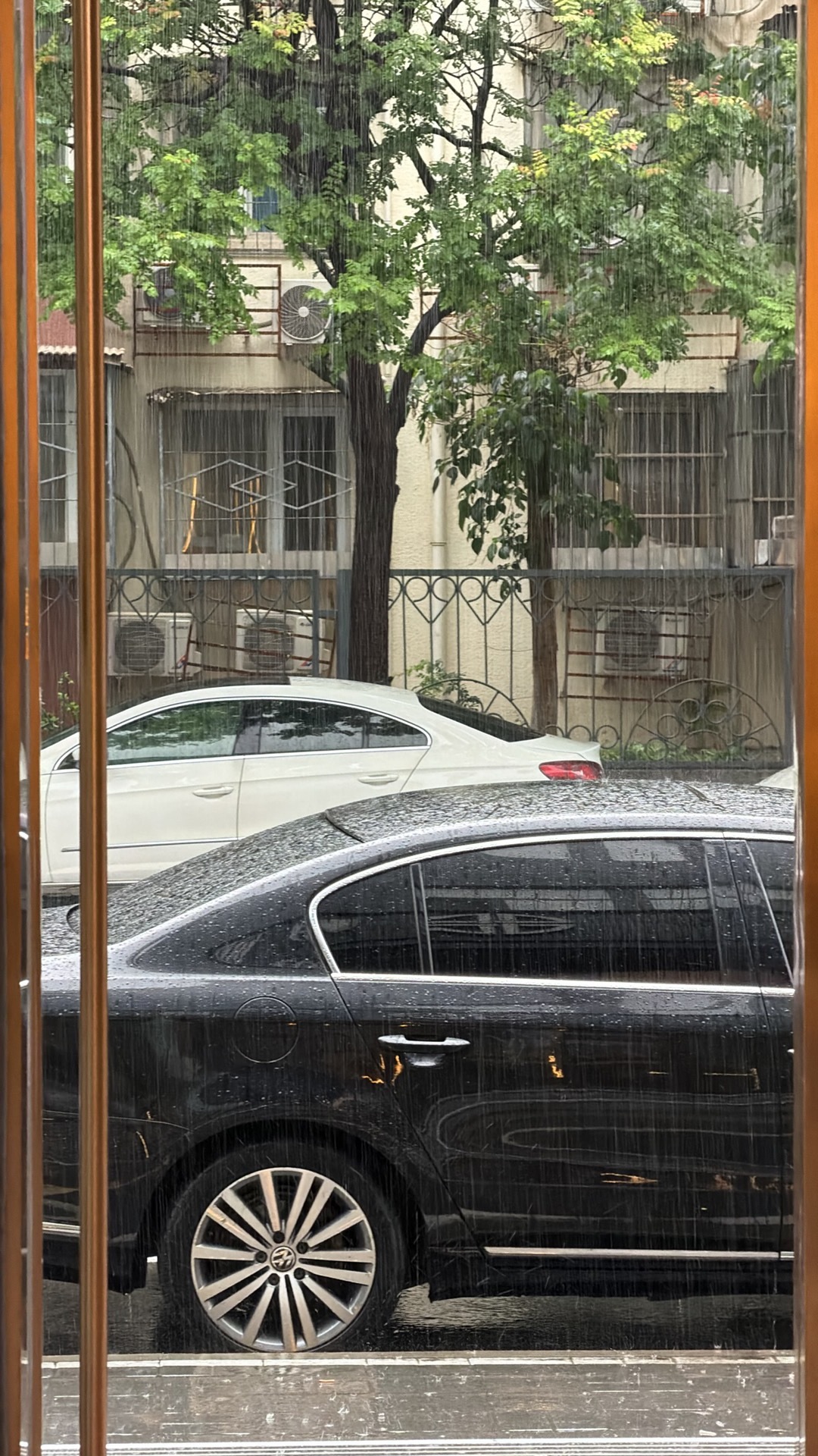 真是想不到今天北京的雨这么大… 