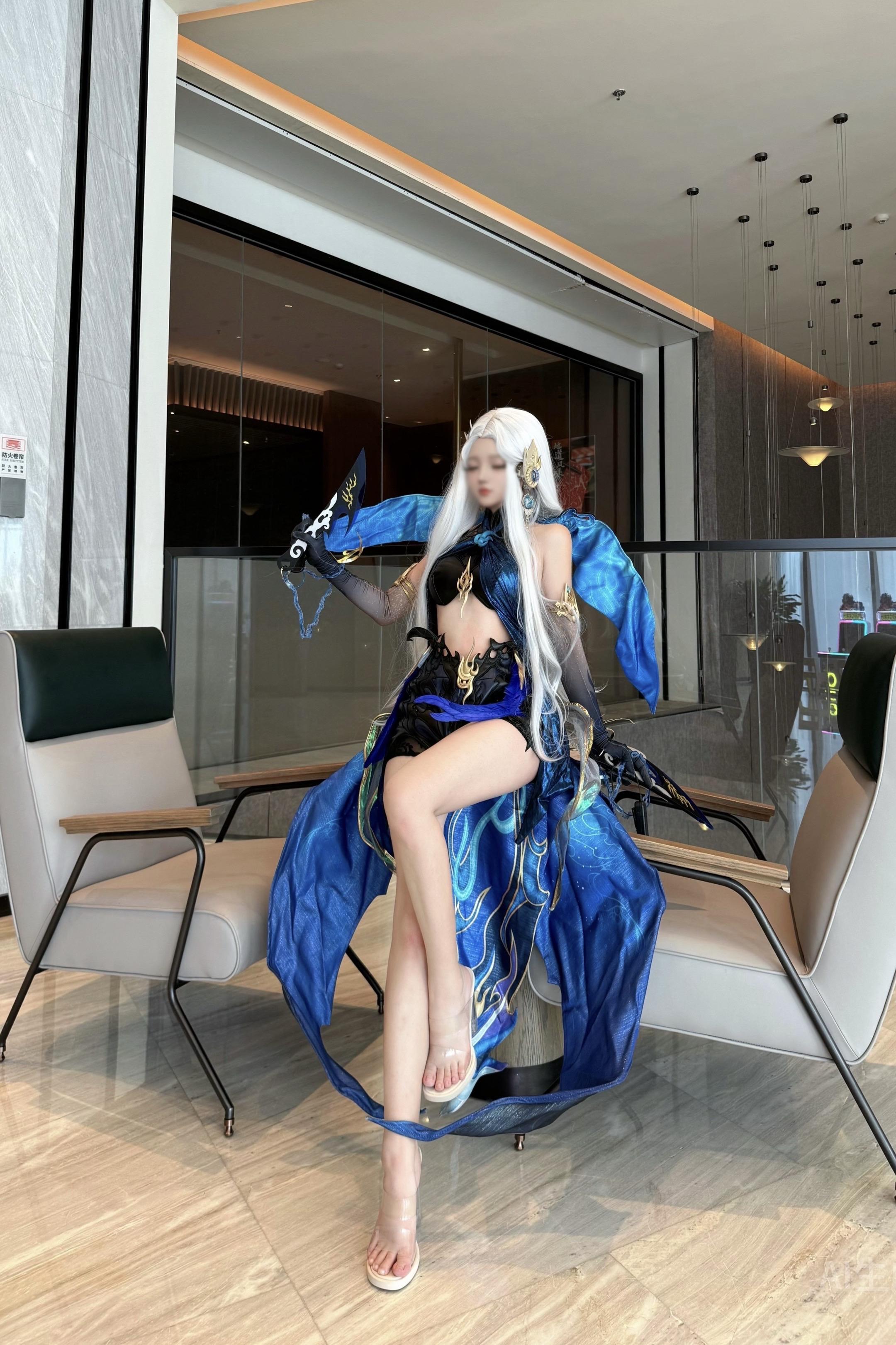 我心可鉴 请你陪我一年再一年。