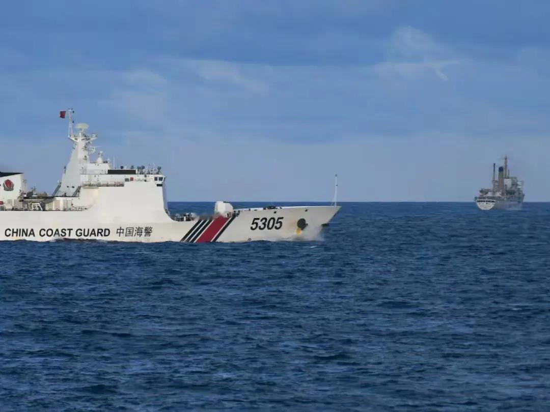 标题：菲律宾称病号撤离仁爱礁遭中国海警阻拦，照片曝光显示个个身强体健

近日，菲