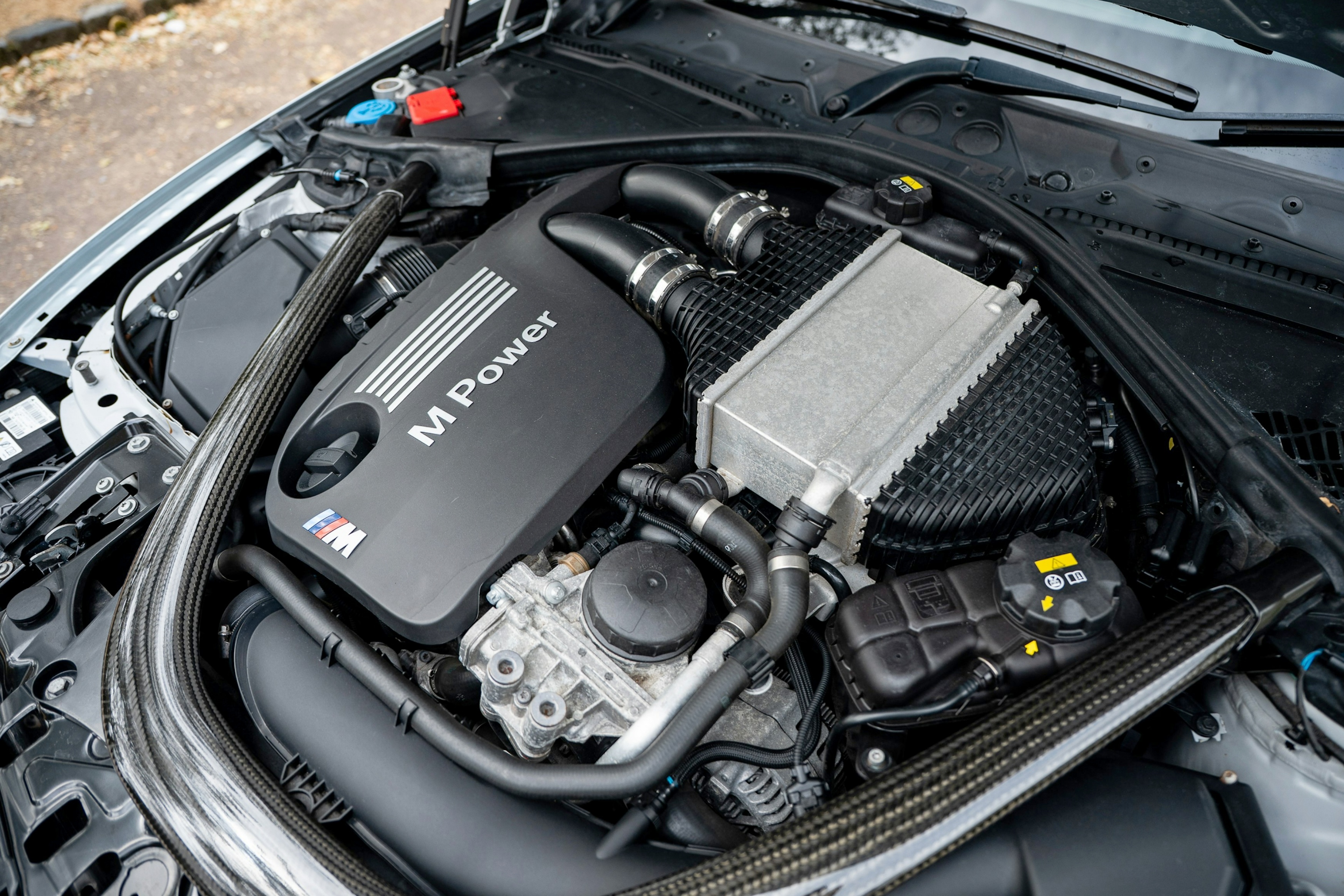 2017 BMW (F82) M4 Competition丨汽车视觉 Silve