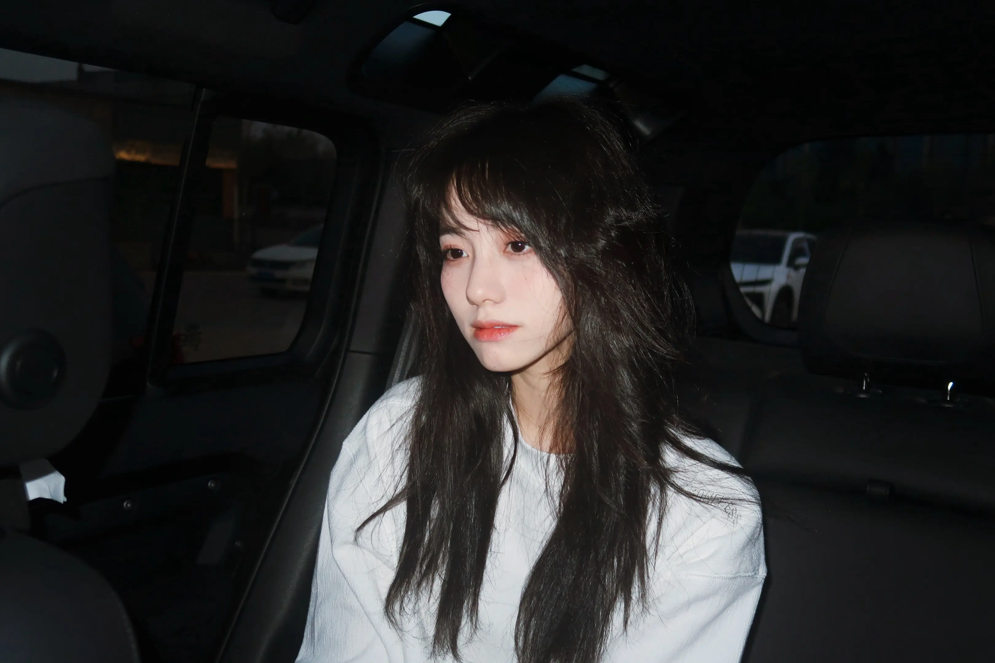 有個女仔令我思想變得大個。