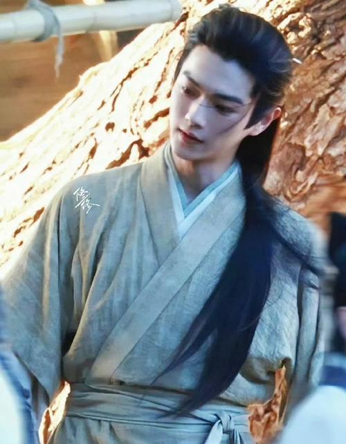 《一欧春》严瑞与沈润是同一个人吗

看《兰香如故》间隙
又追上了周也、许凯的《一