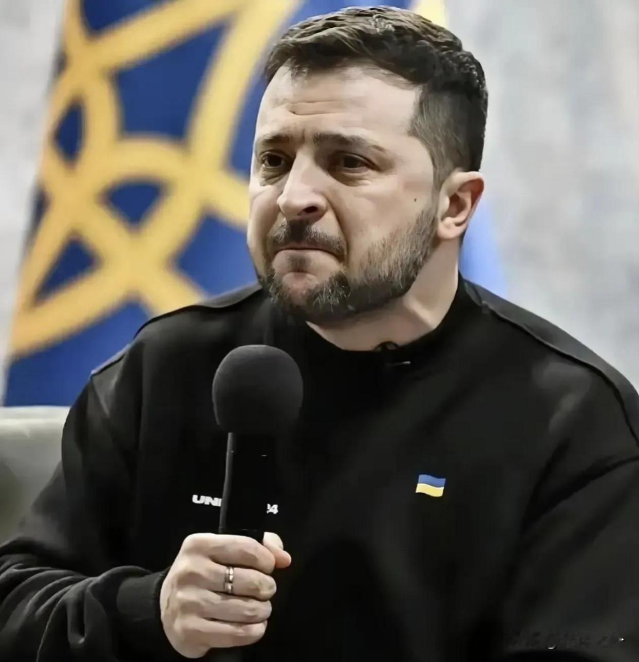 三年战争换一场空？泽连斯基认怂的背后，是小国的血泪教训
 
打了三年，乌克兰终究