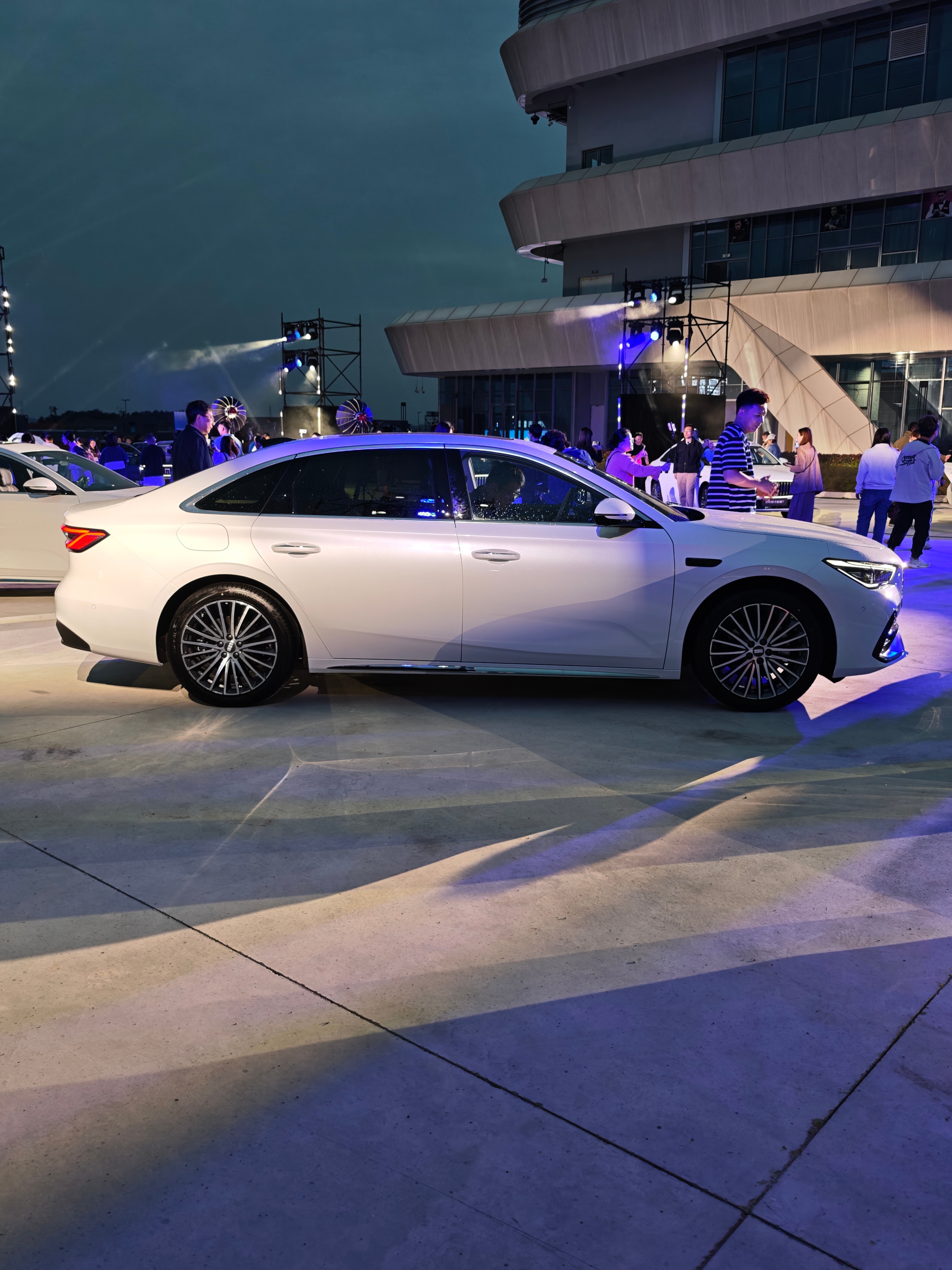 来看看四驱的AM吉到底怎么个事儿？