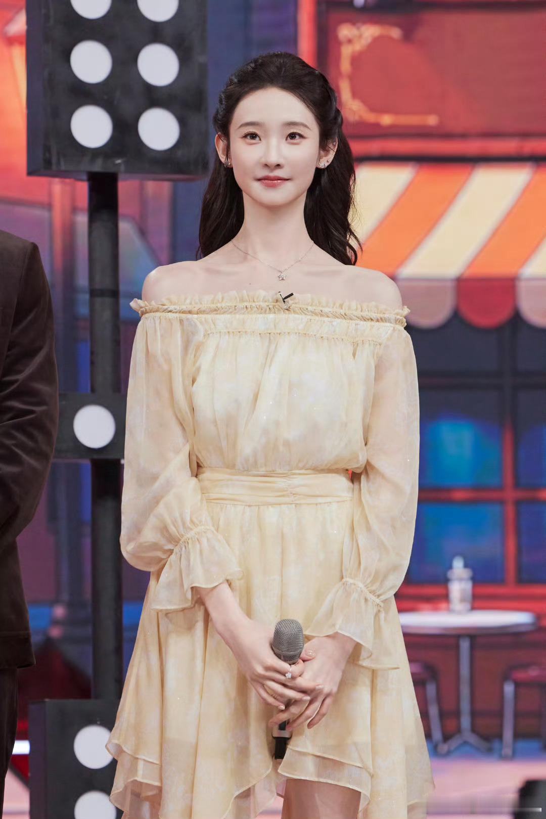 谁来给张艺凡报个工伤吧别人看浪漫桥段疯狂心动，就张艺凡全程淡定到离谱，心率不升反