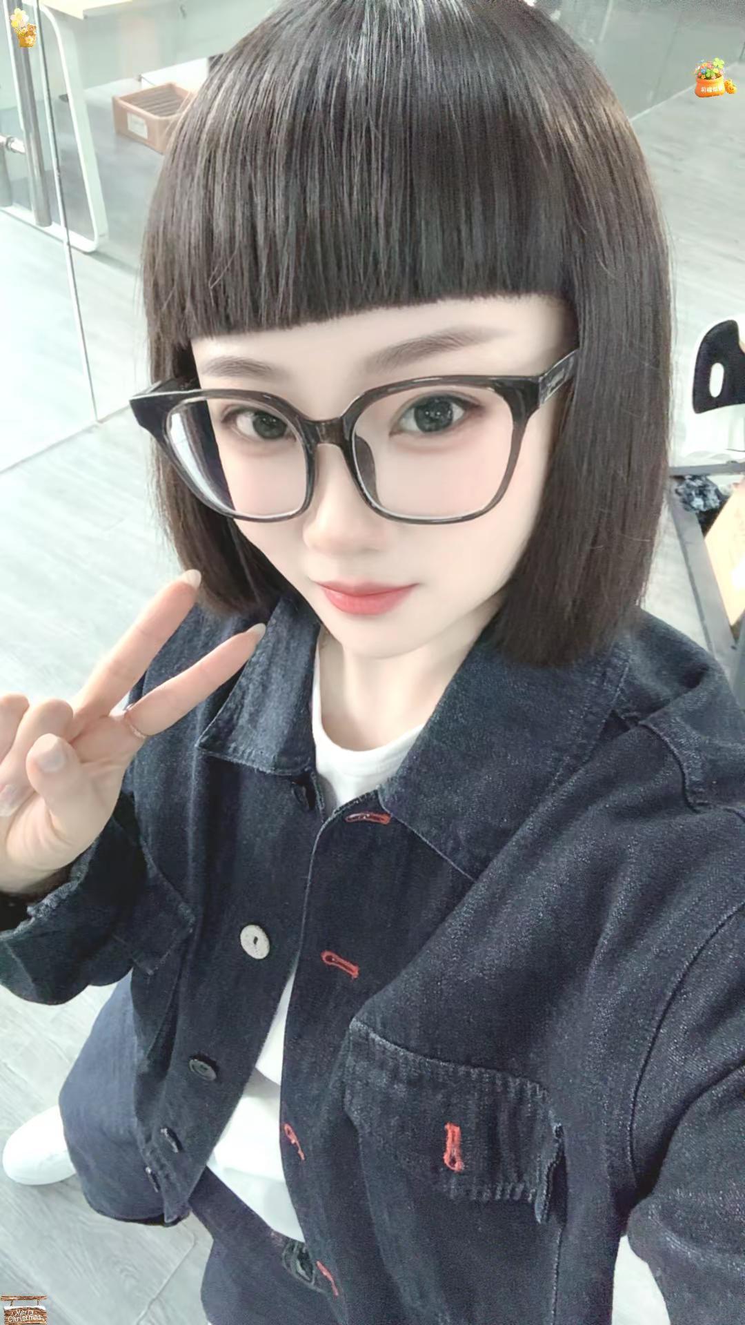 時間會告訴你，        這世上所有的東西都會過期。交出你的春日ootd 甜