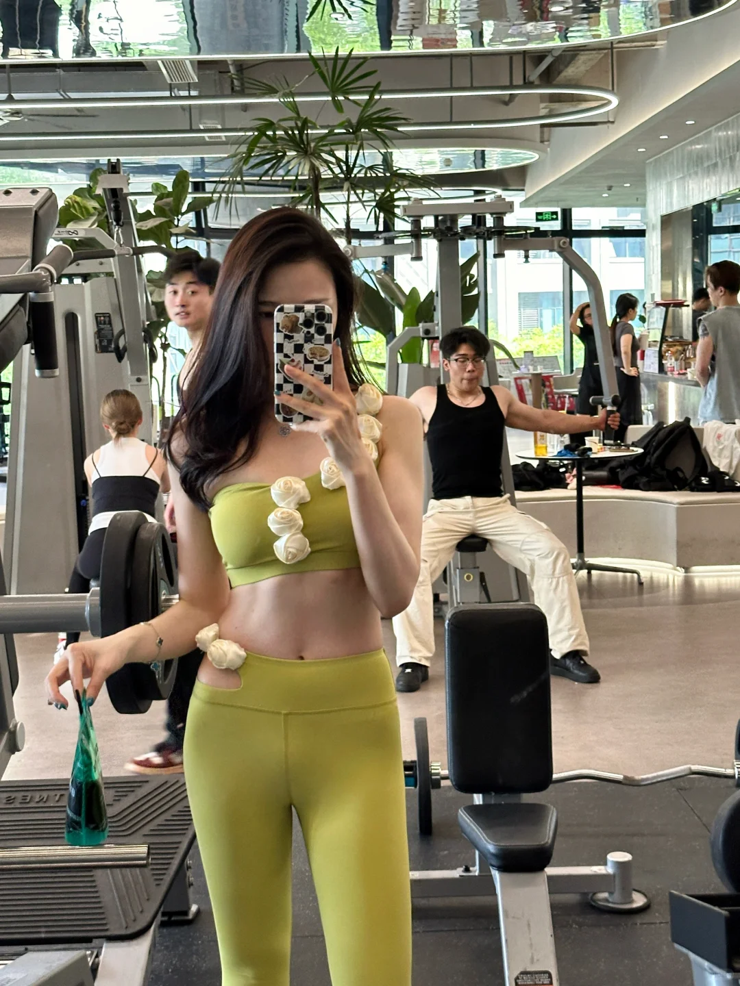 周一周一 呆若木鸡