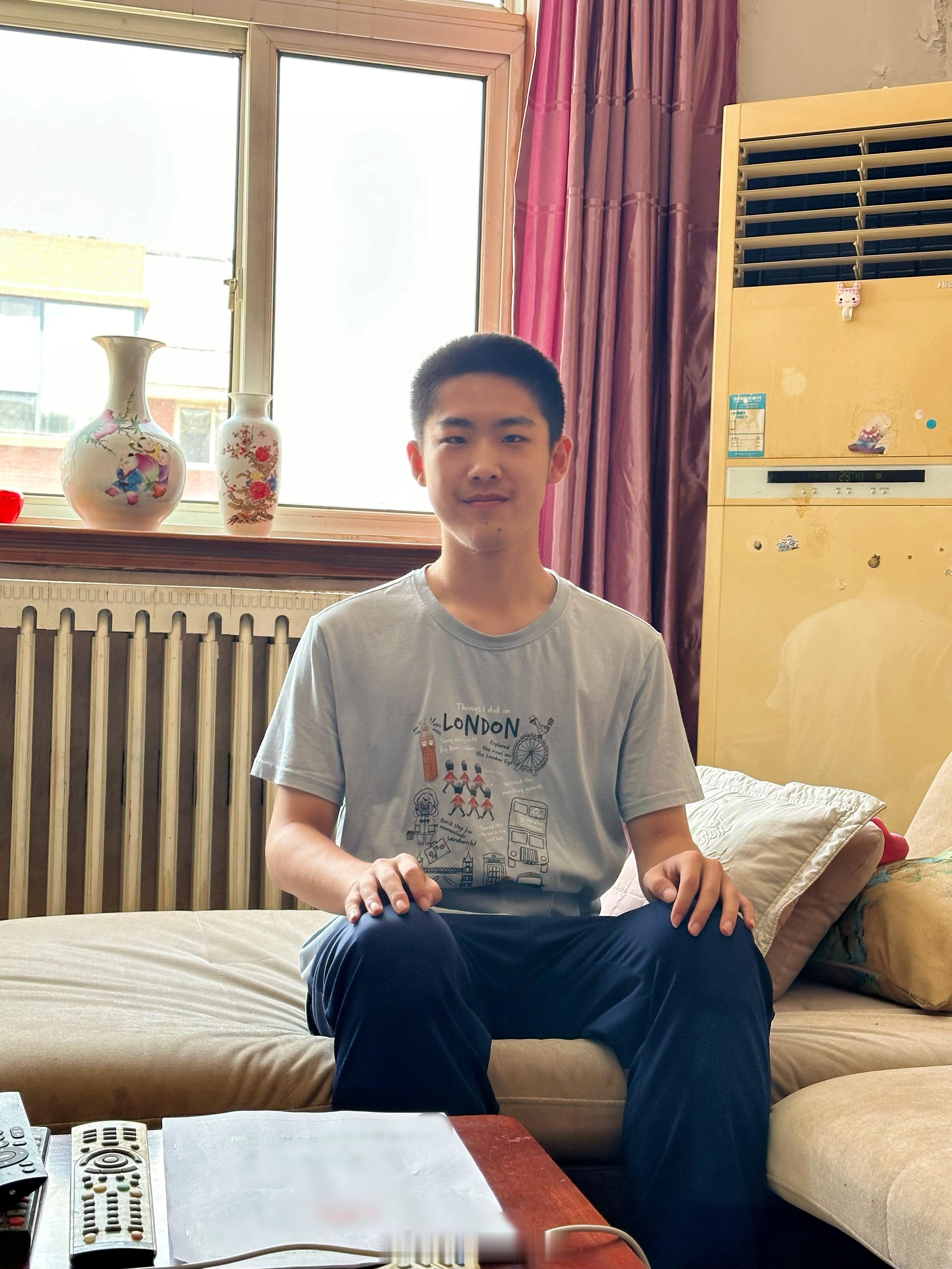 董开元同学，淄博齐盛高级中学 理科第一名 ，高考成绩680分，报考的国防科技大学