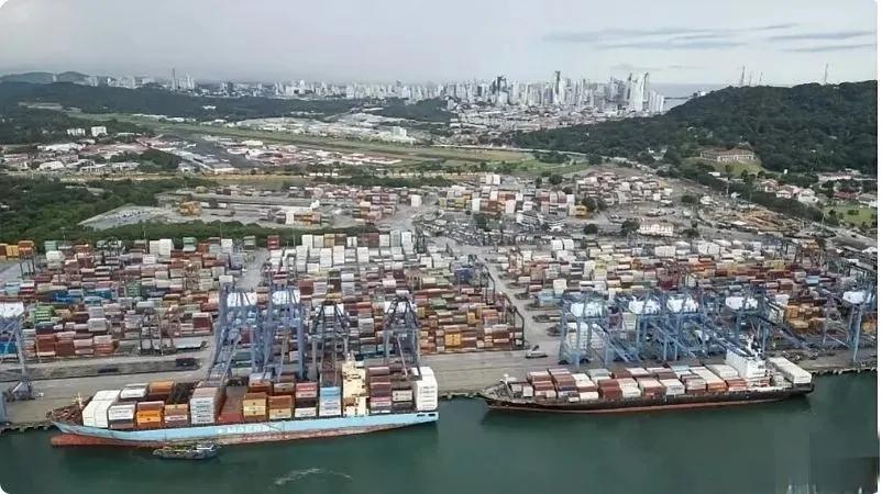 巴拿马运河事务部长何塞·拉蒙·伊卡萨周五 03 月 13 日表示，巴拿马政府希望