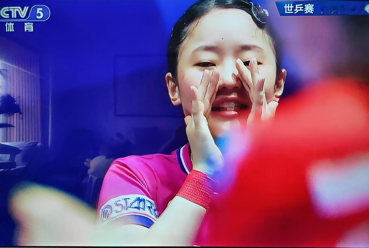 伦敦世乒赛女团1/4决赛快讯：在刚刚结束的一场女团欧亚大战中，实力技高一筹的日本