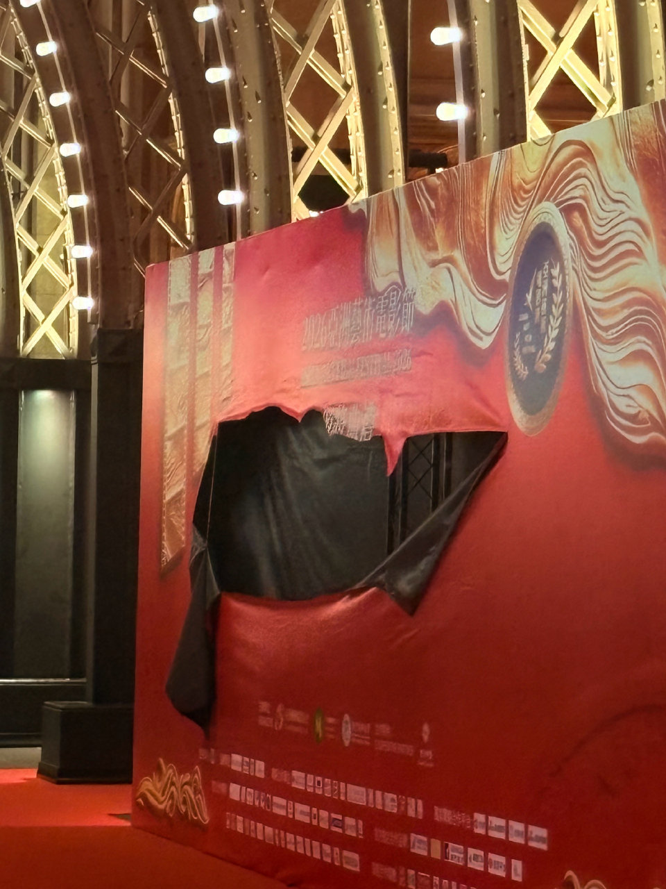 救救我吧谁手这么快 