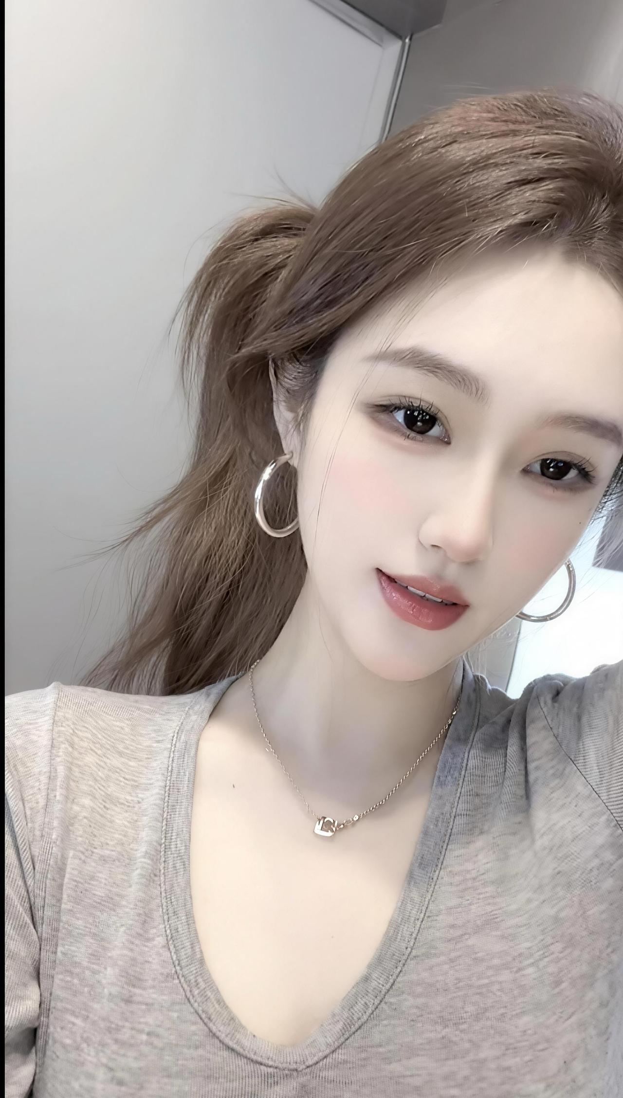 低饱和自拍 AI创作特效 抖音ai创作