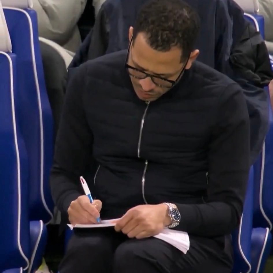 罗塞尼尔的简历内容更新：✅在欧洲顶级的经济平台负责策划并实施了一场与法甲顶级球队