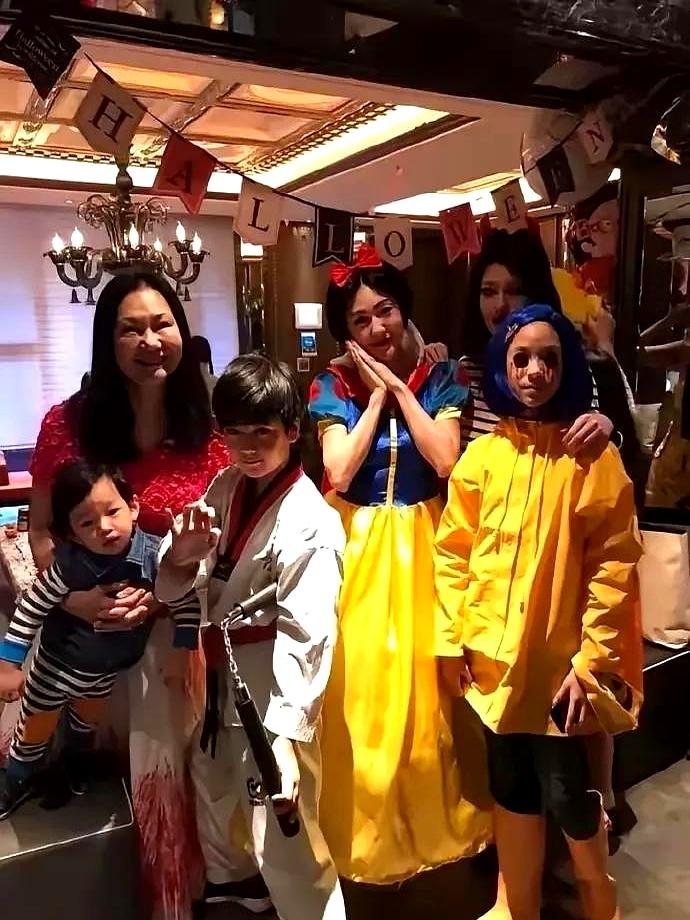 说实话，汪希箖小时候大部分时间都是姥姥带的，现在长大了，不知道他会不会偶尔想起姥