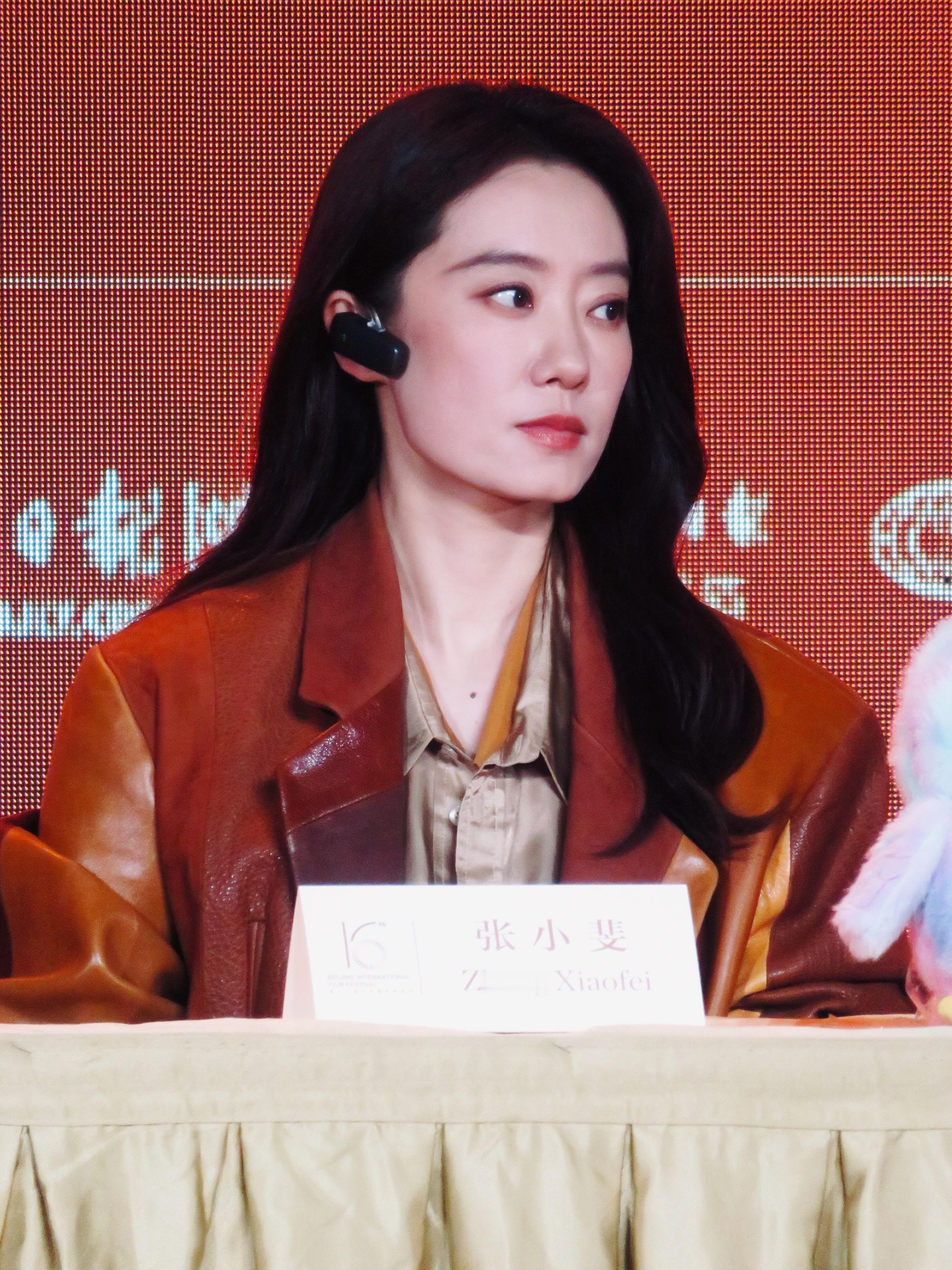 这次的身份是天坛奖主竞赛评委女士🎀in 北京国际电影节评委媒体见面会🥤请勿二