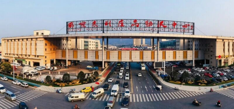 【南京众彩市场回应甲醛白菜事件】针对网络曝光河北张家口康保县大白菜违规使用甲醛保